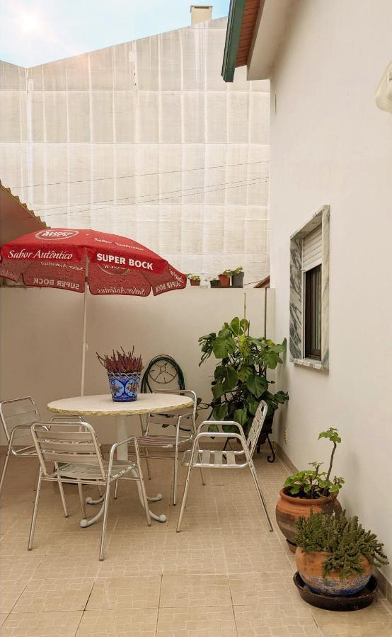 Casa Domingues Guest House Caldas Da Rainha Exterior photo
